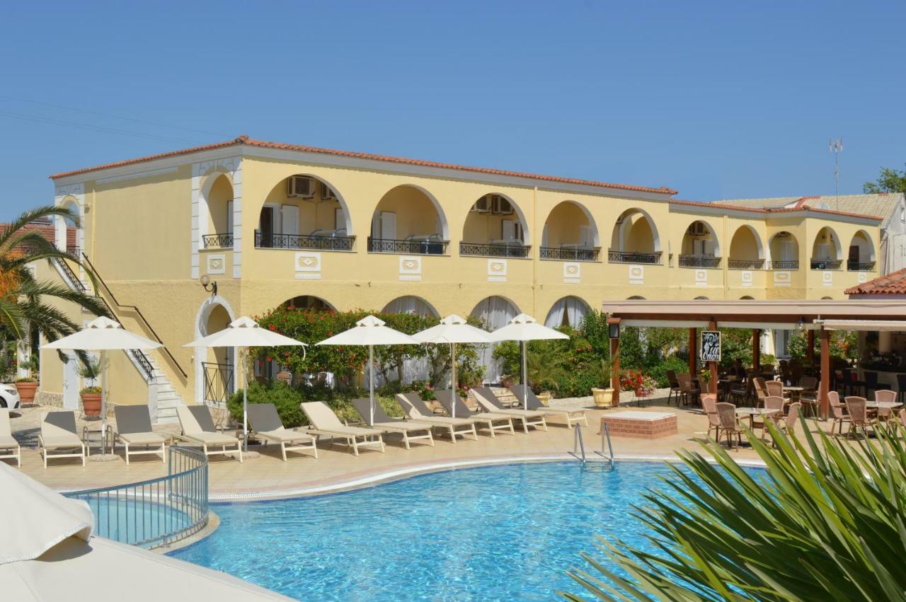 קאבוס Konstantina Apartments מראה חיצוני תמונה